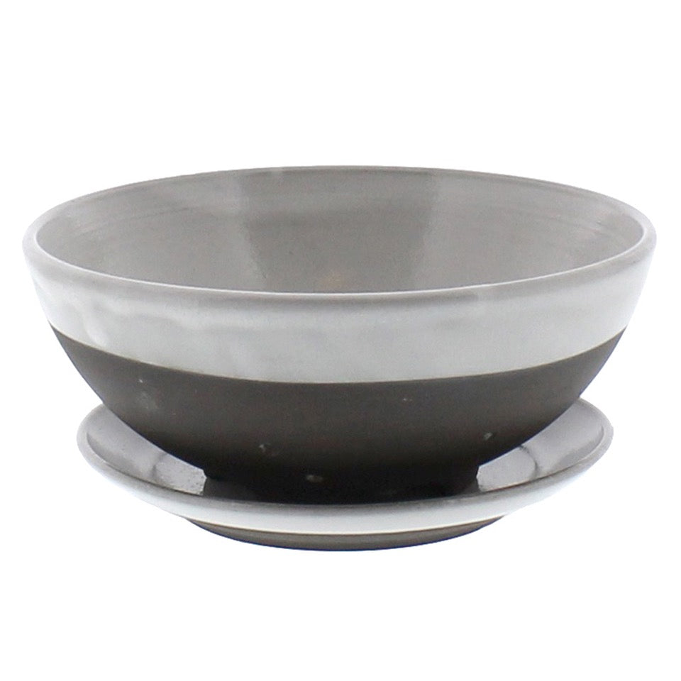 colander, berry bowl, ceramic, beautiful saucer included