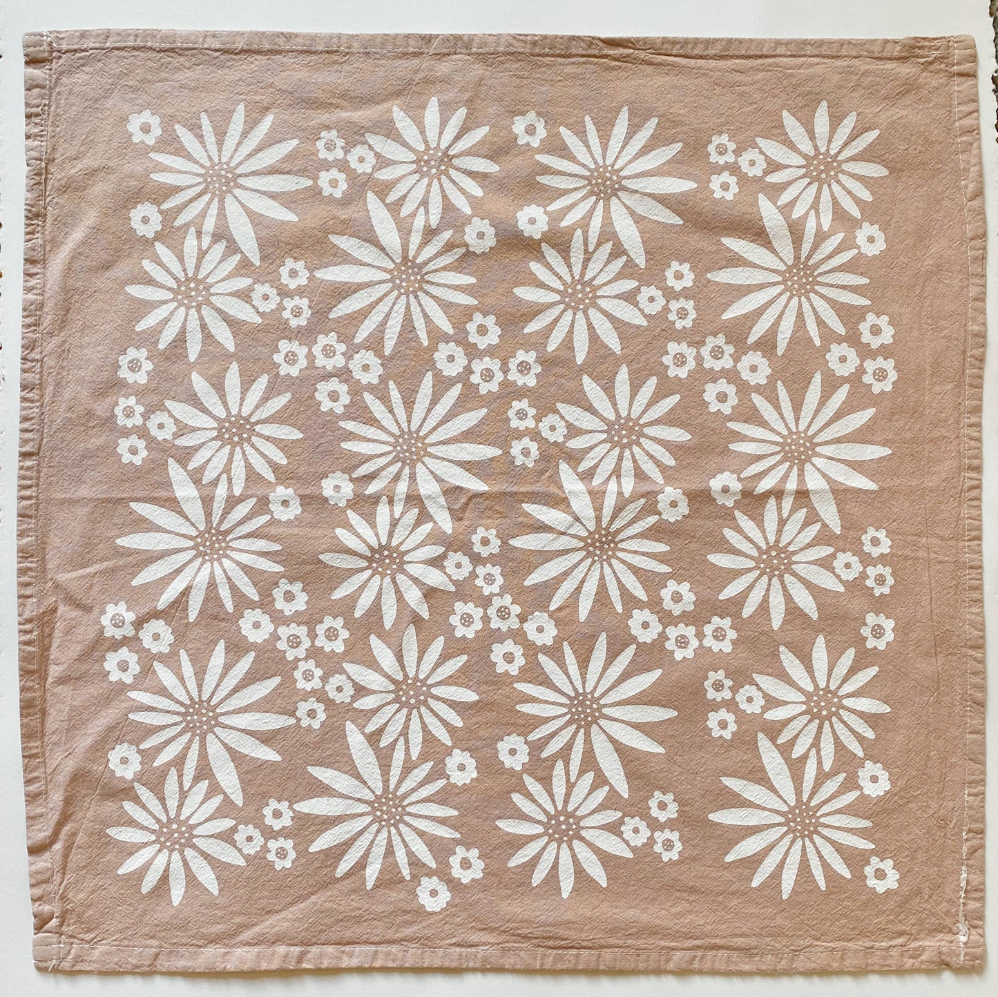 Kitchen towel, flower towel, flower tea towel, kitchen decor, home decor, home goods, homewares, Kitchen tea towel, cute towel, absorbent towel, absorbent kitchen towel