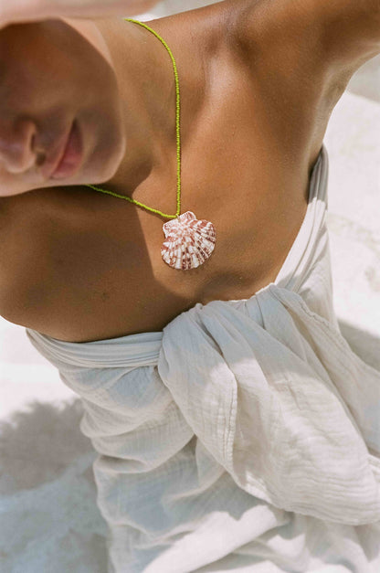 Rincon Necklace: Natural shell